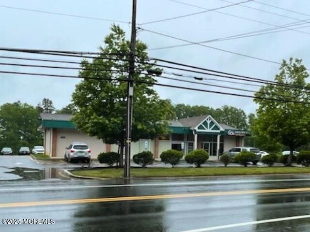 Property Image for 495 W Veterans Highway