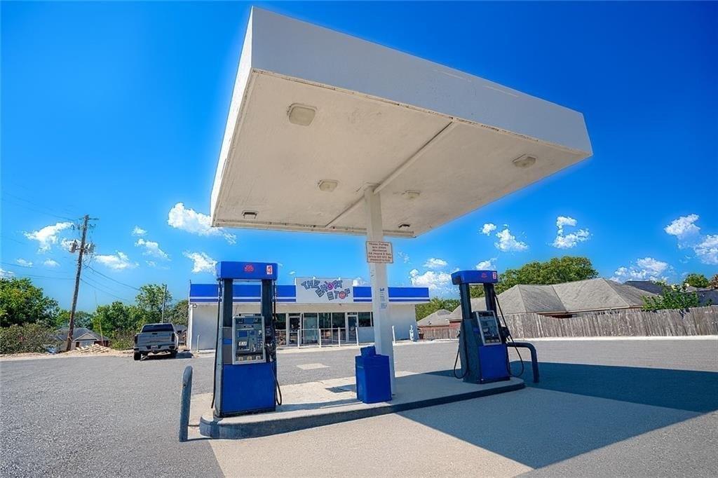 Property Image for 5005 Summerville Rd