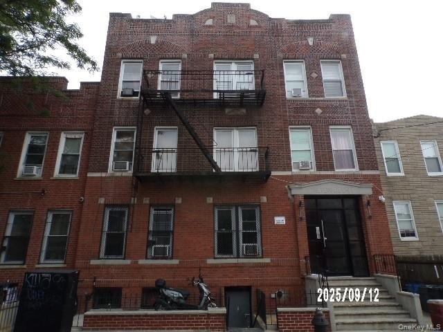Property Image for 179 Milford Street