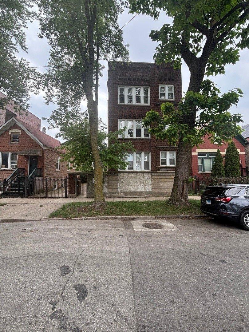 Property Image for 1046 N Rockwell Street