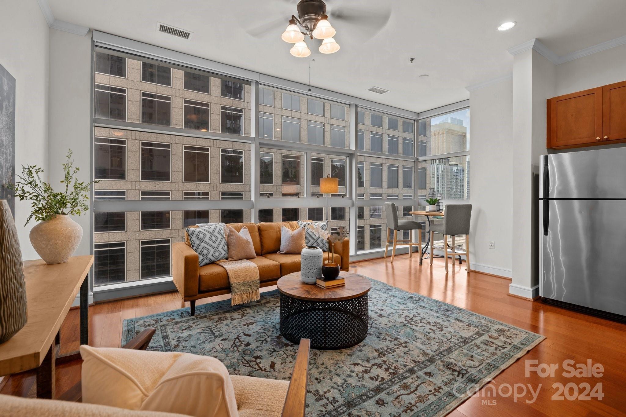 Property Image for 333 W Trade Street 600