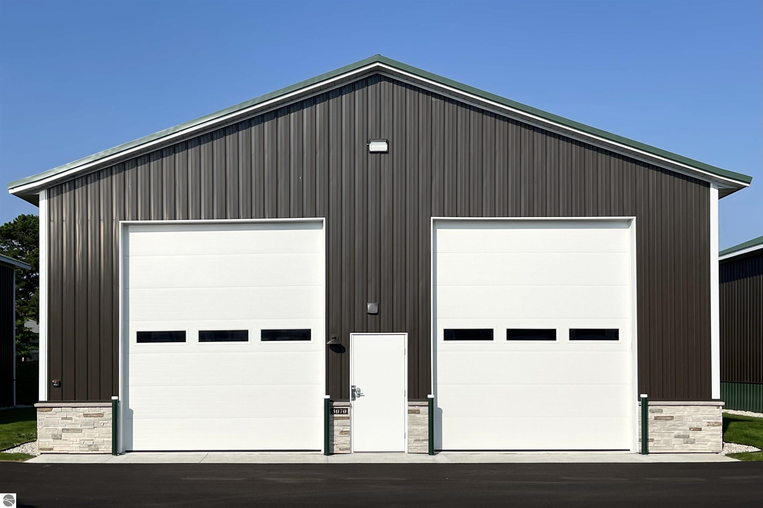 Property Image for 3900 Sled Shed Lane 2