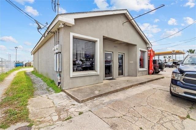 Property Image for 3927 DOWNMAN Road