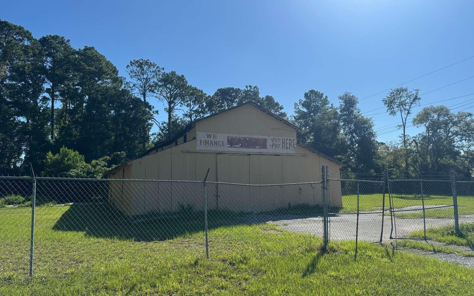 Property Image for 529 Se State Road 100