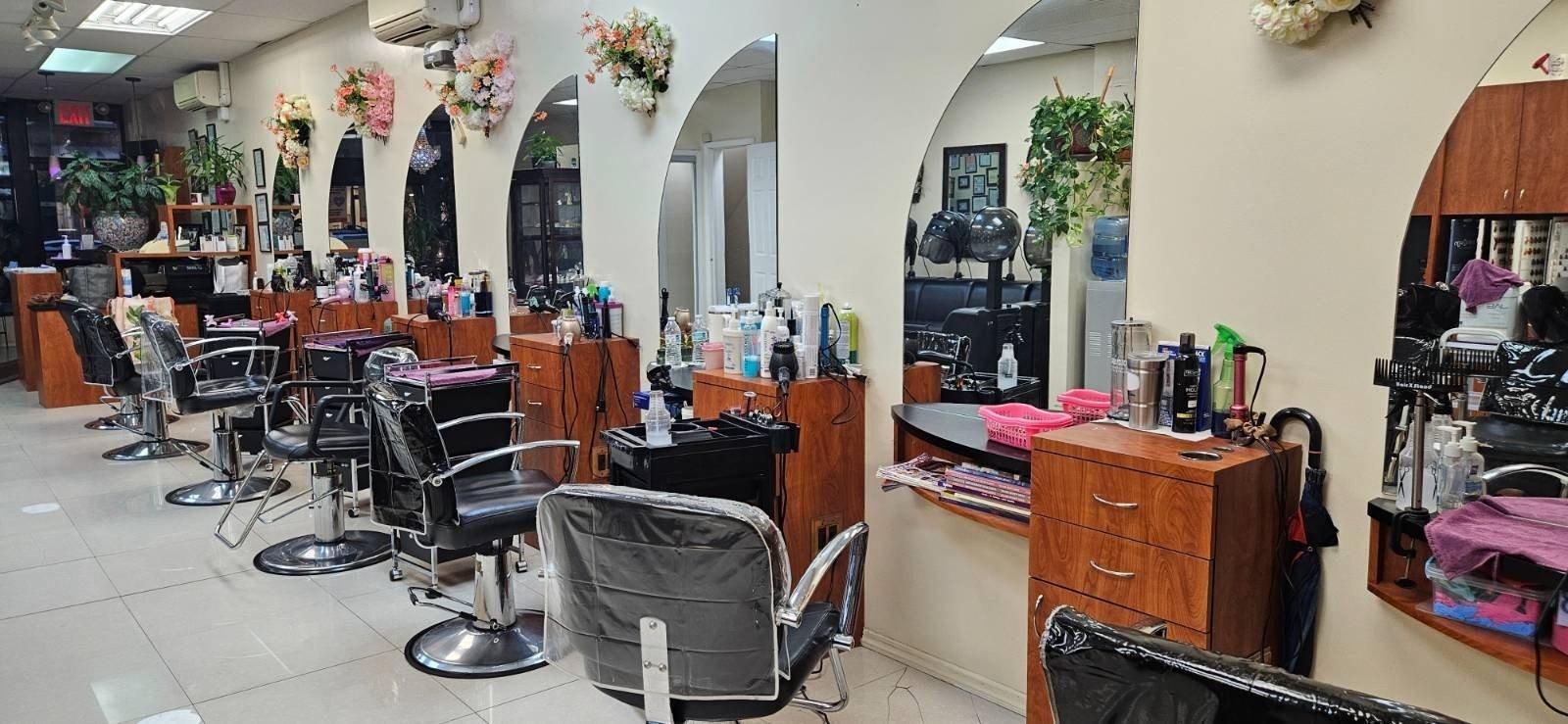 Property Image for 89-19 Jamaica ave.