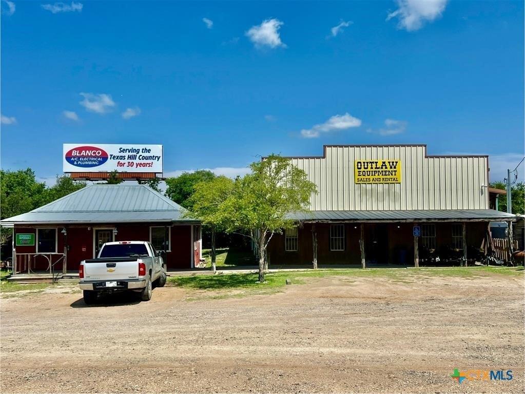 Property Image for 1698 S US  281 Highway
