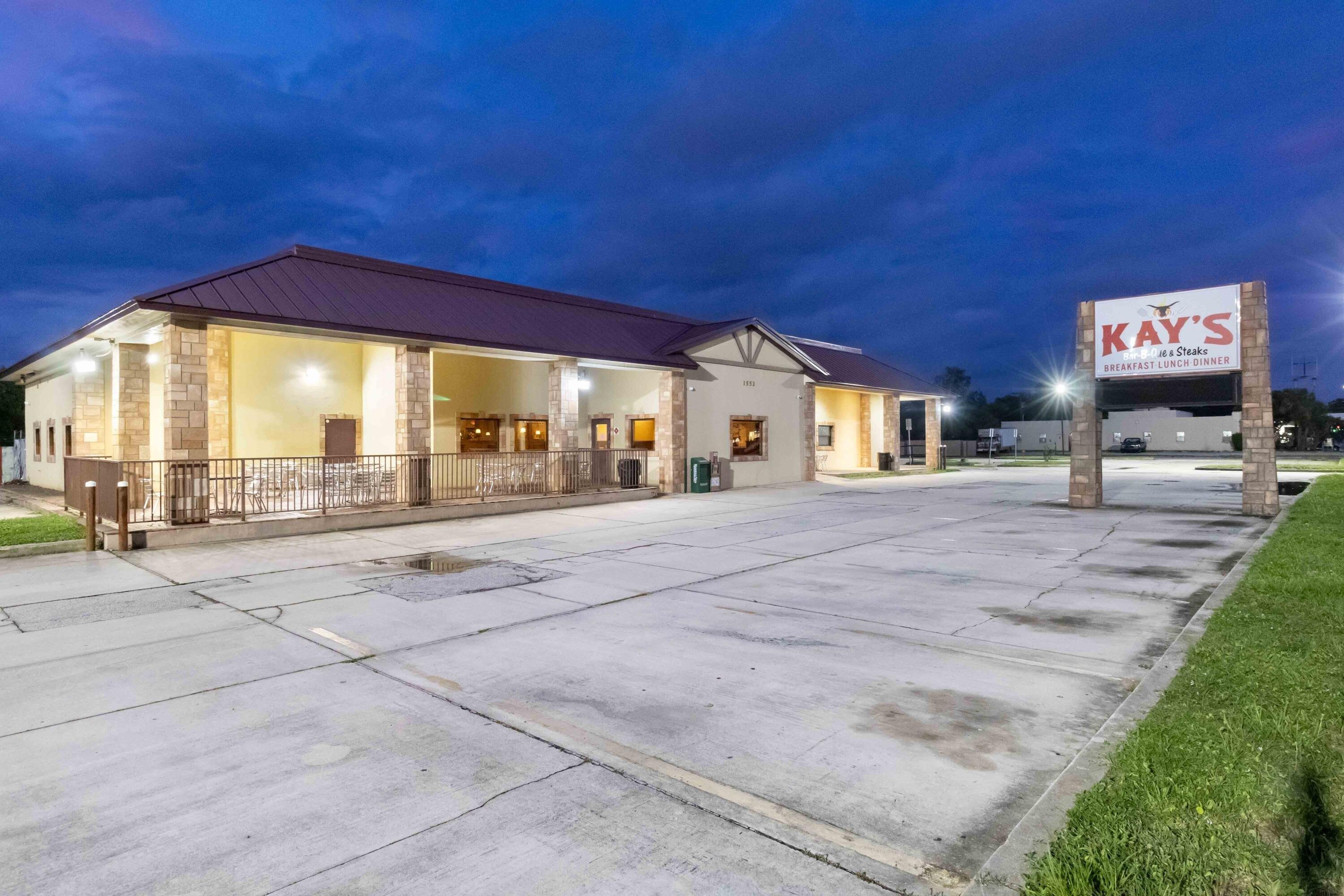 Property Image for 1552 W King Street