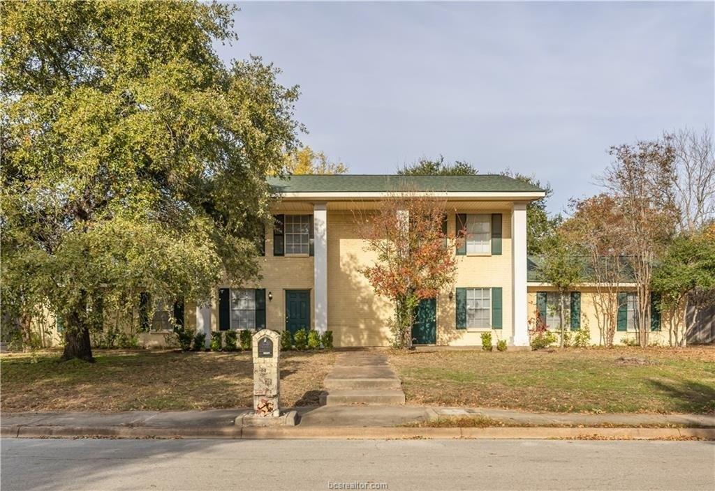 Property Image for 1805 Briar Oaks Drive B