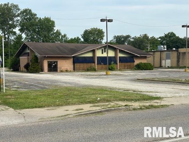 Property Image for 2709 S MACARTHUR Boulevard