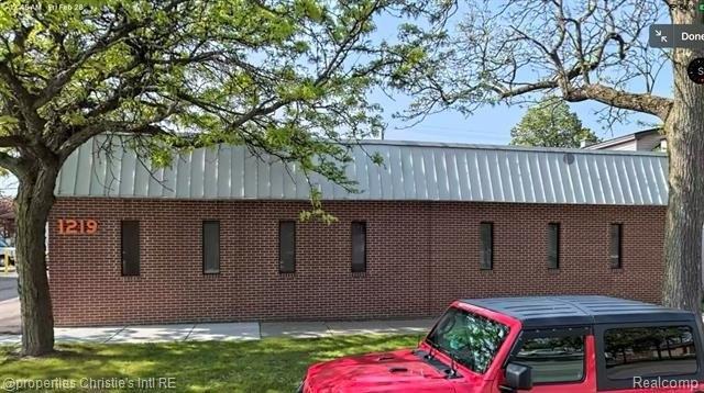 Property Image for 1219 EUREKA Road