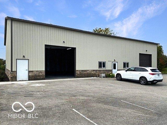 Property Image for 255 Park 32 West Drive
