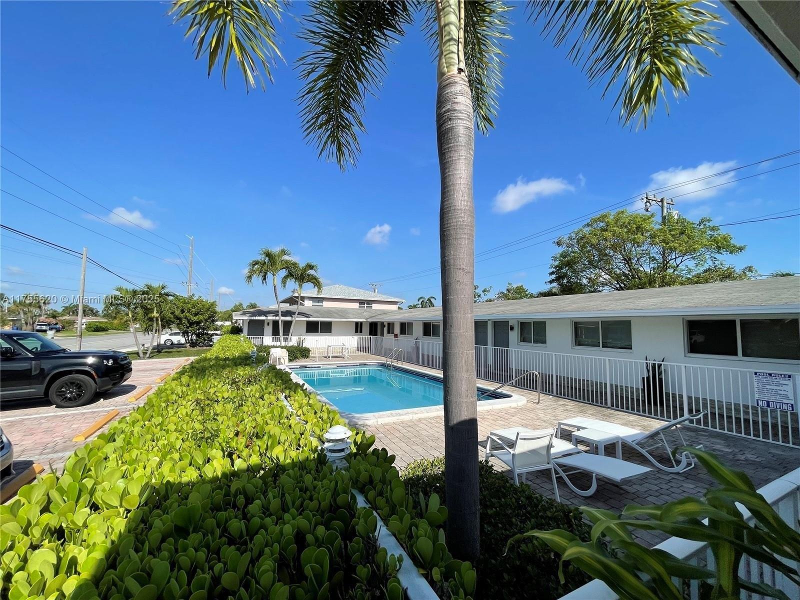 Property Image for 231 SW 15th St 1-8