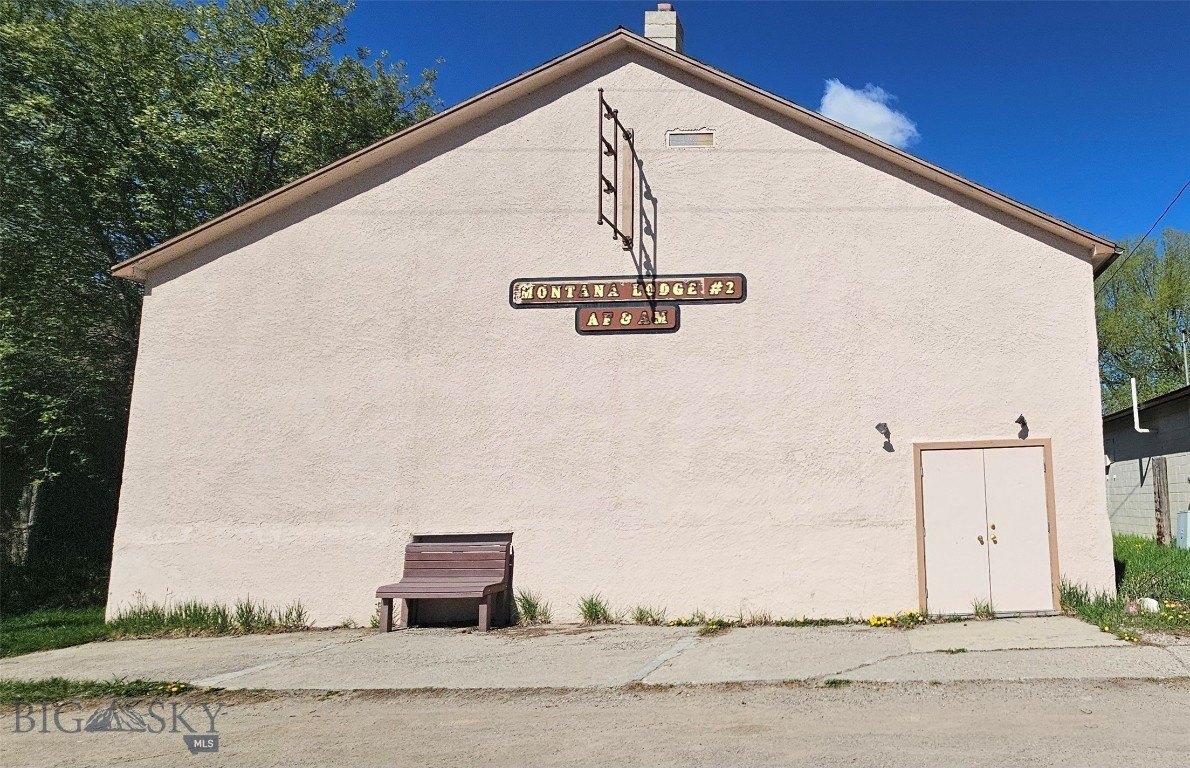 Property Image for 114 First St.