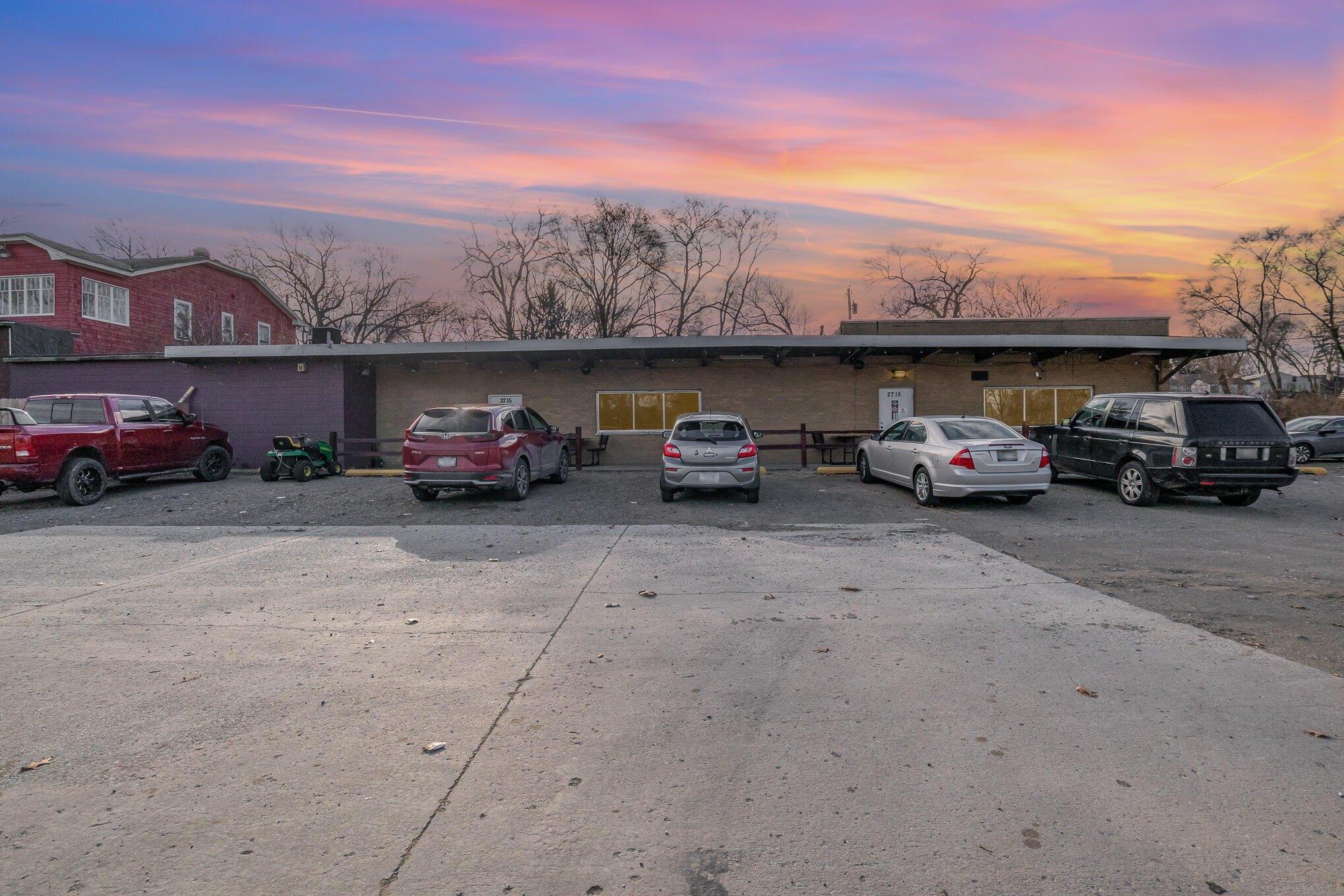 Property Image for 2715 W Ridge Road