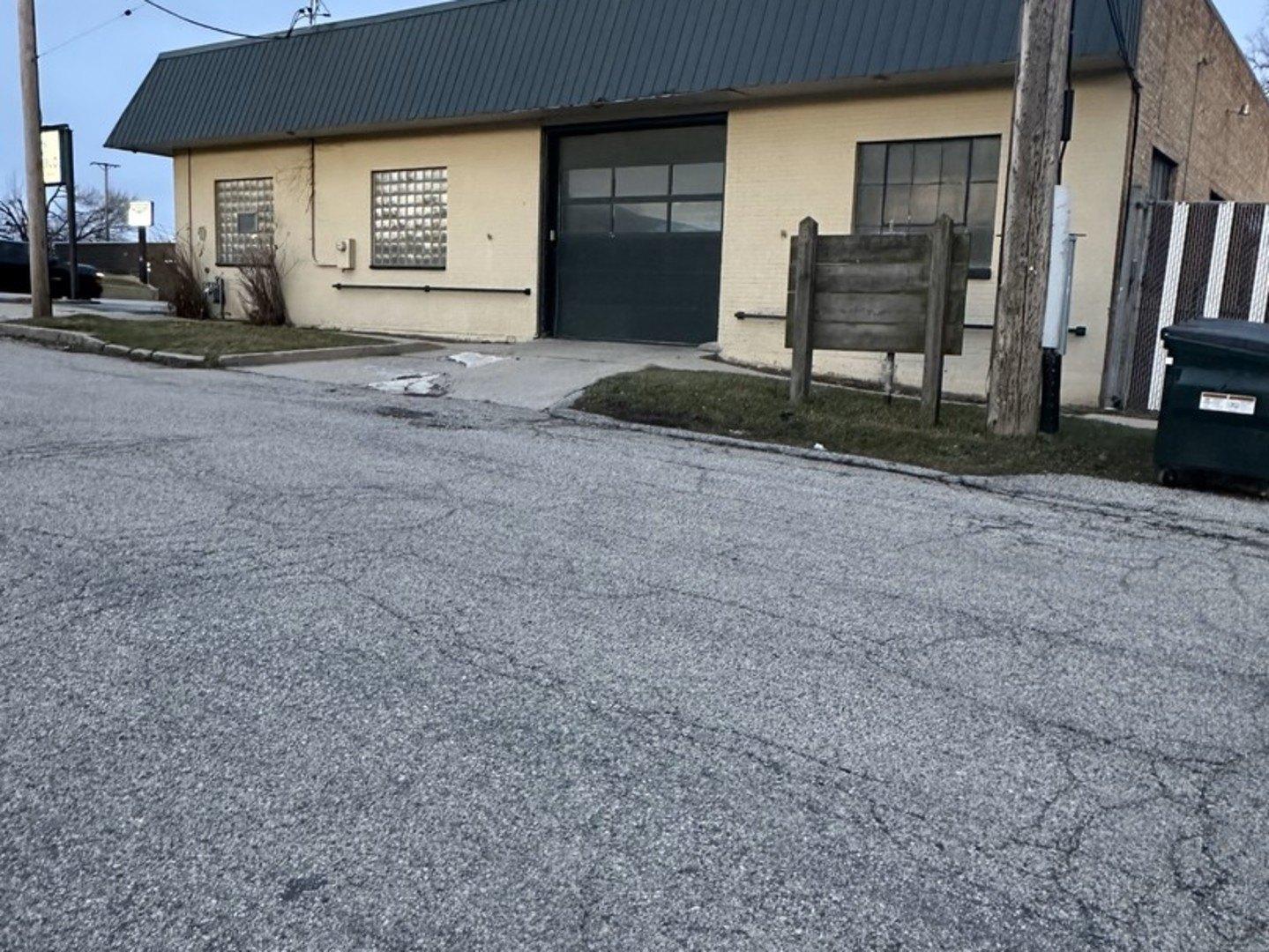 Property Image for 3331 W Elm (Rt 120) Street