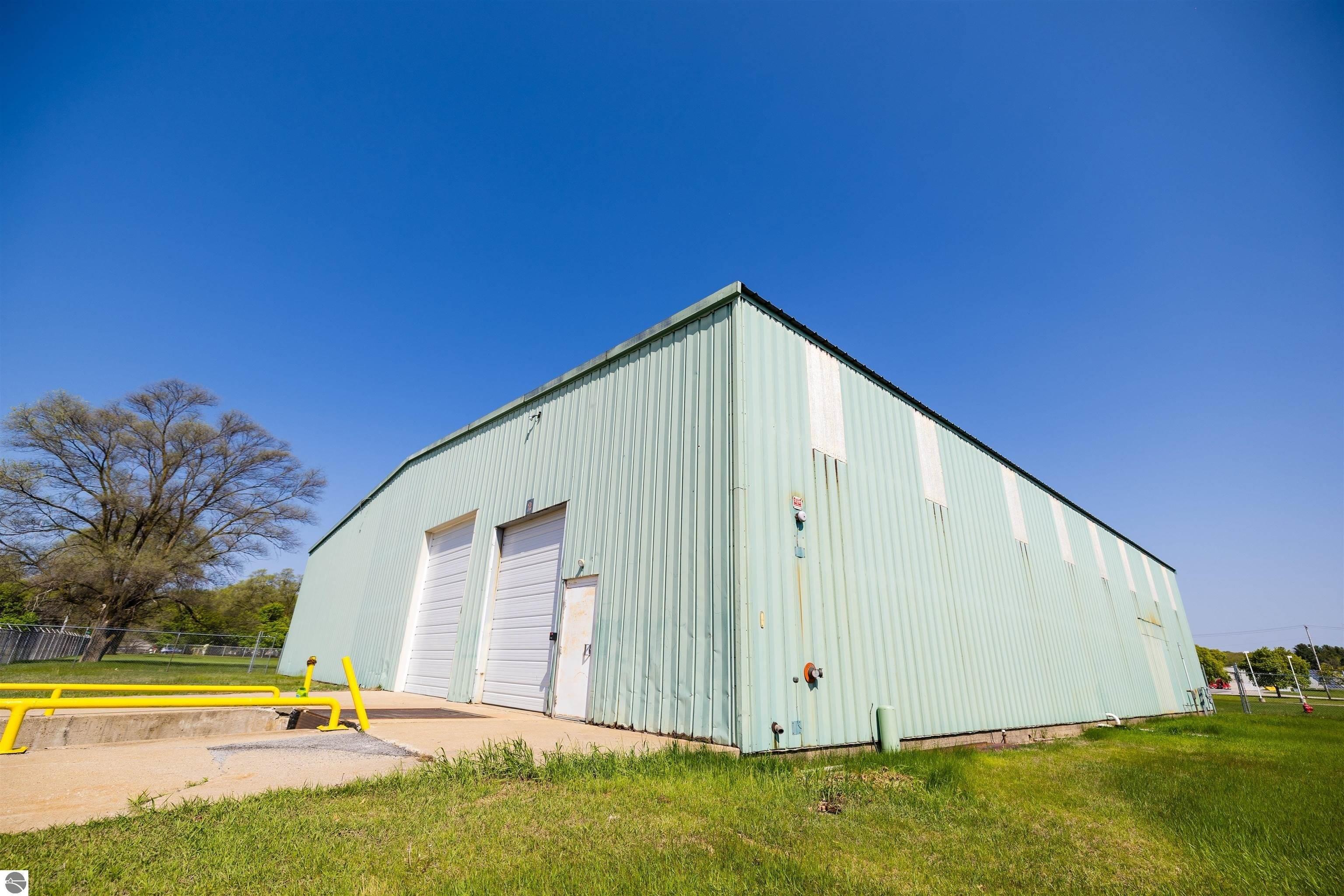 Property Image for 711 W Pickard Street