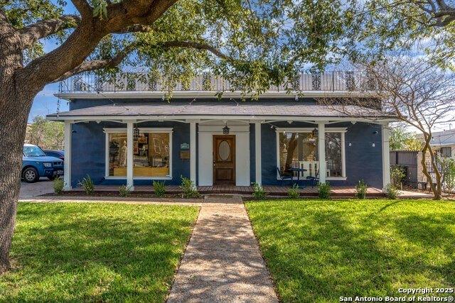 Property Image for 1002 N Flores 2