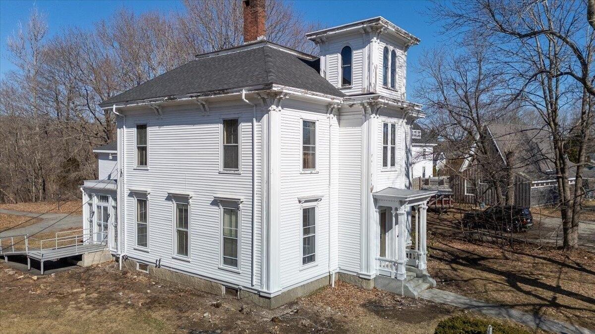 Property Image for 306 Broadway