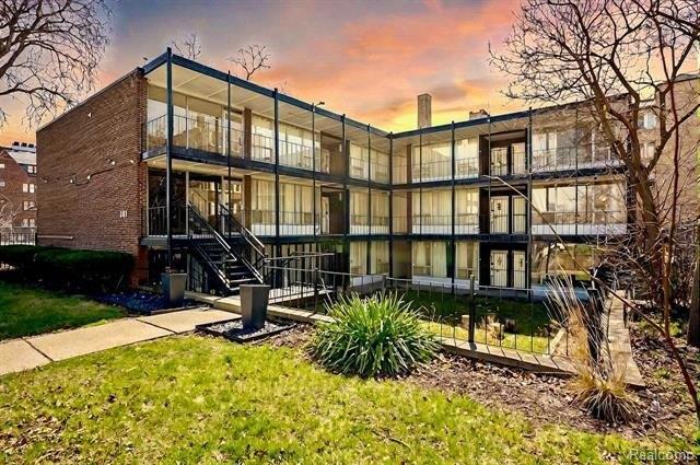 Property Image for 303 COVINGTON Drive
