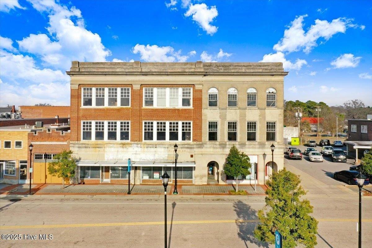 Property Image for 315 Nash Street E