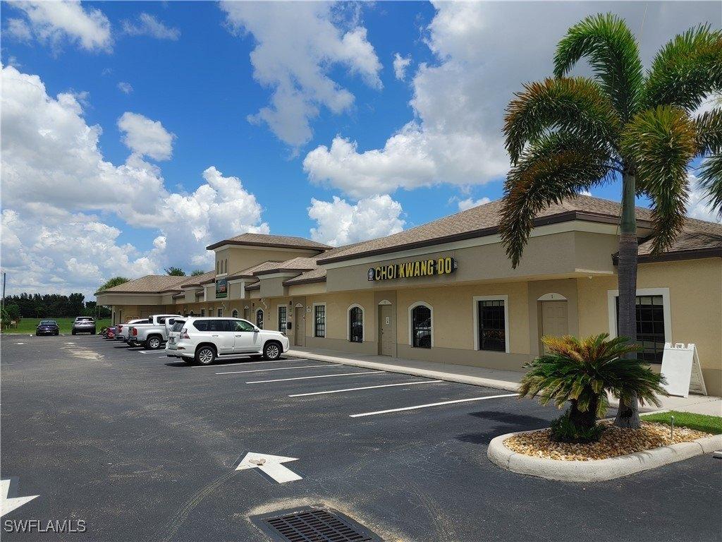 Property Image for 840 SW 4th Street unit: 6 6