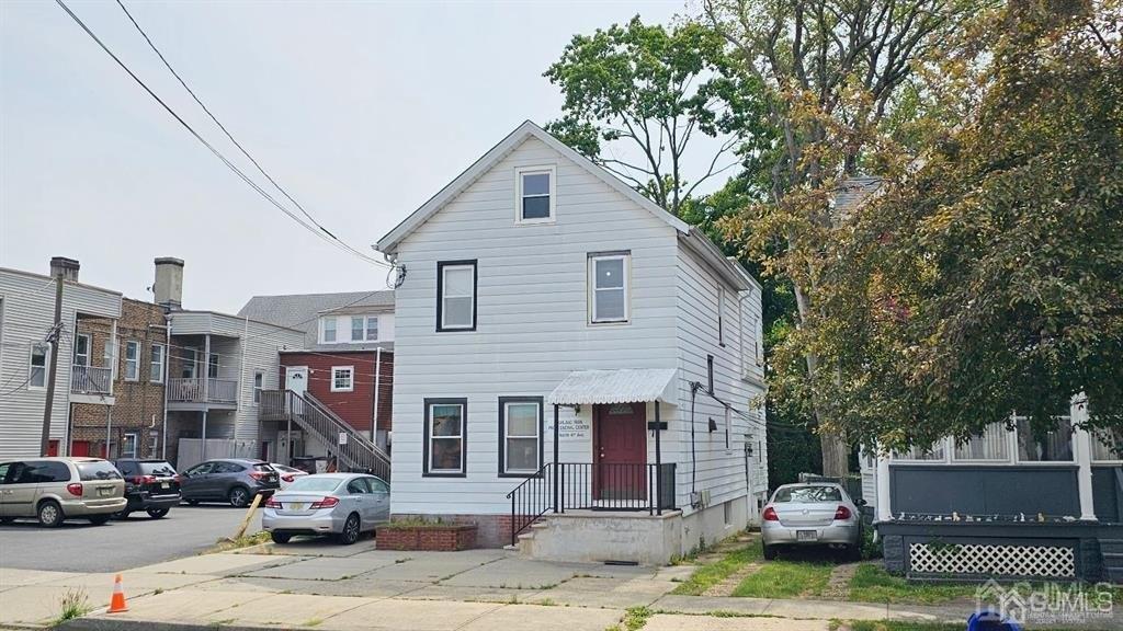 Property Image for 12 N 4th Avenue N 1