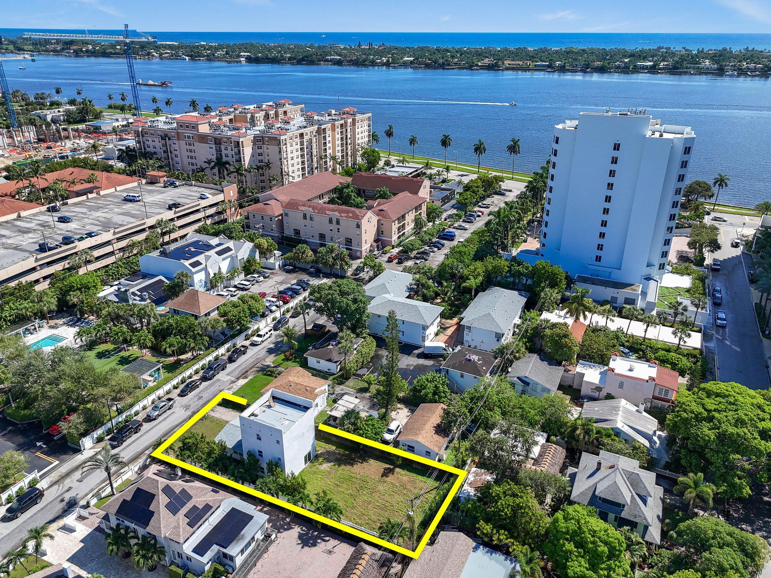 Property Image for 322 N Lakeside Court