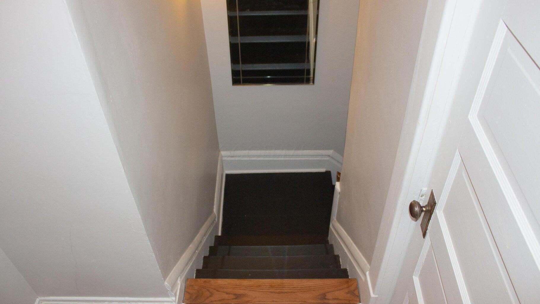 Property Image for 220 E Oakland Avenue