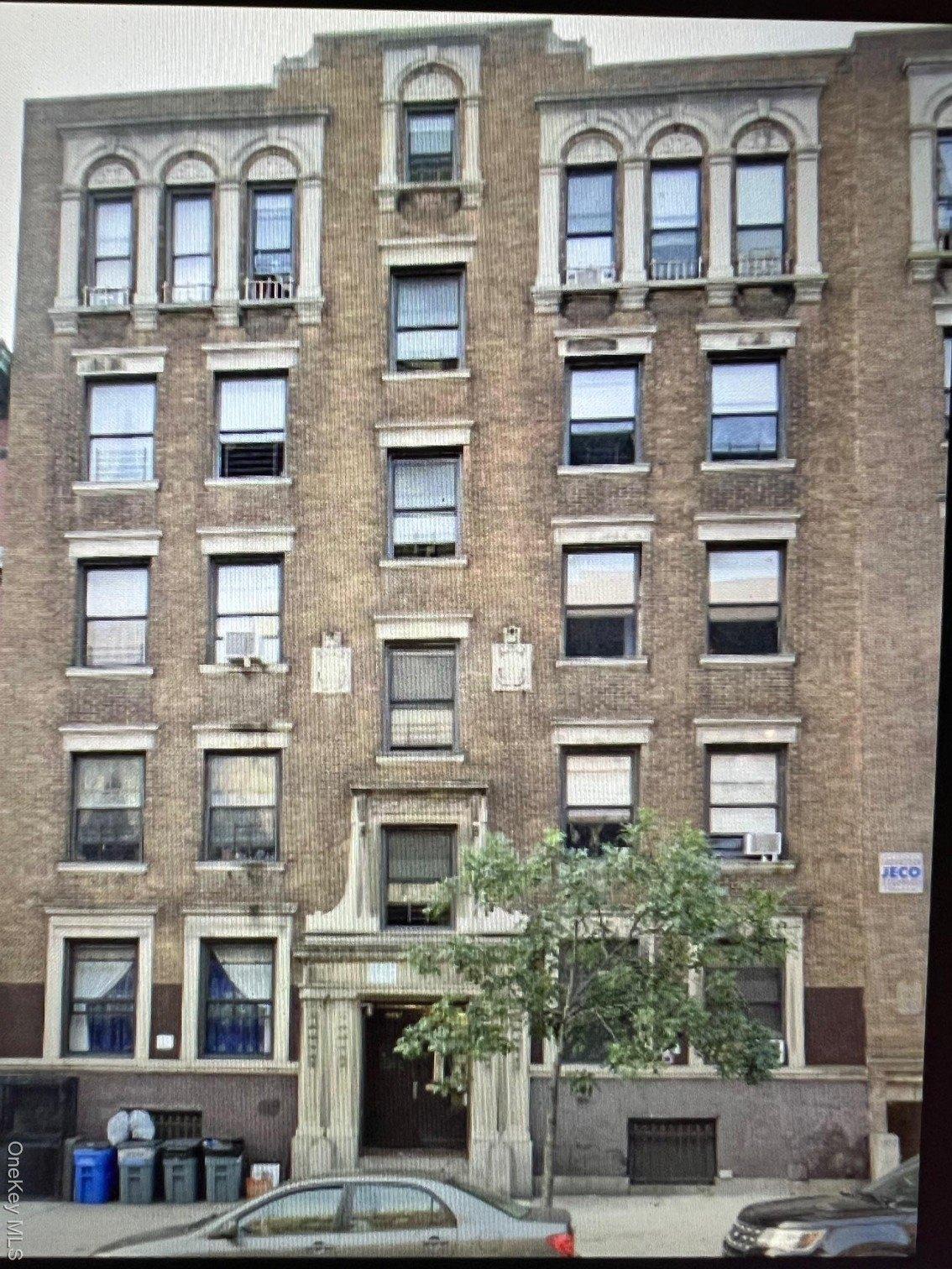 Property Image for 2328 University Avenue