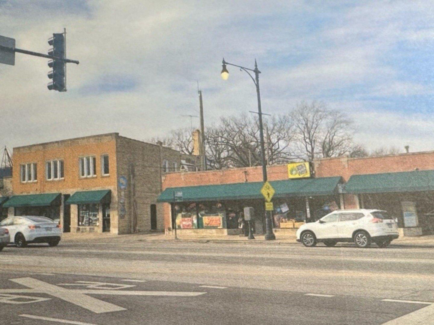 Property Image for 5500-5518 W Devon Avenue
