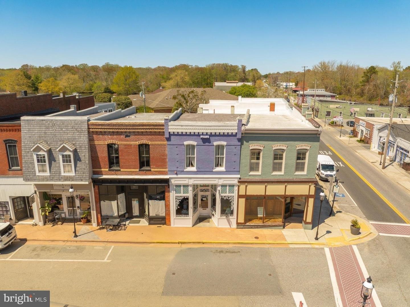 Property Image for 102 W Green St