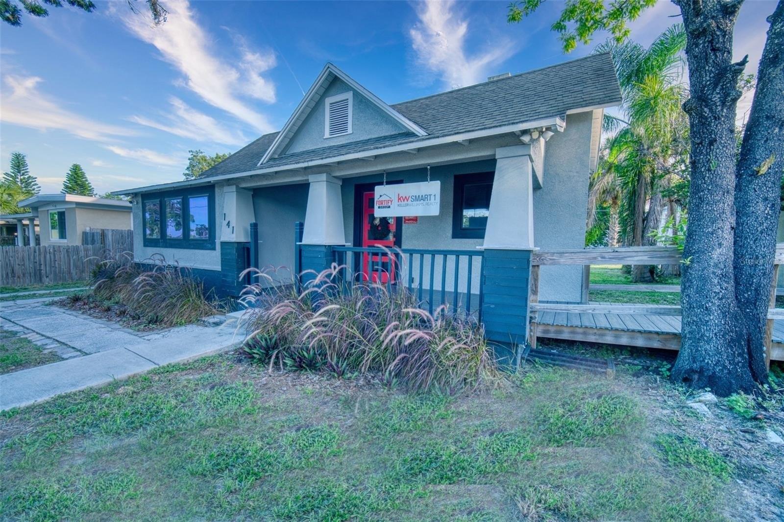Property Image for 141 Avenue E Sw