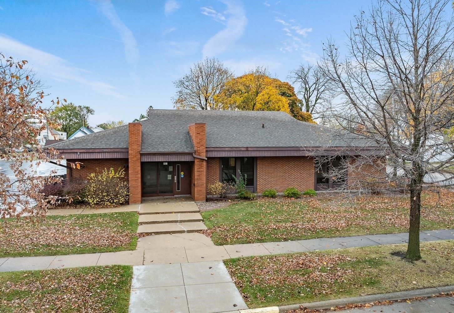 Property Image for 807 DAY Street