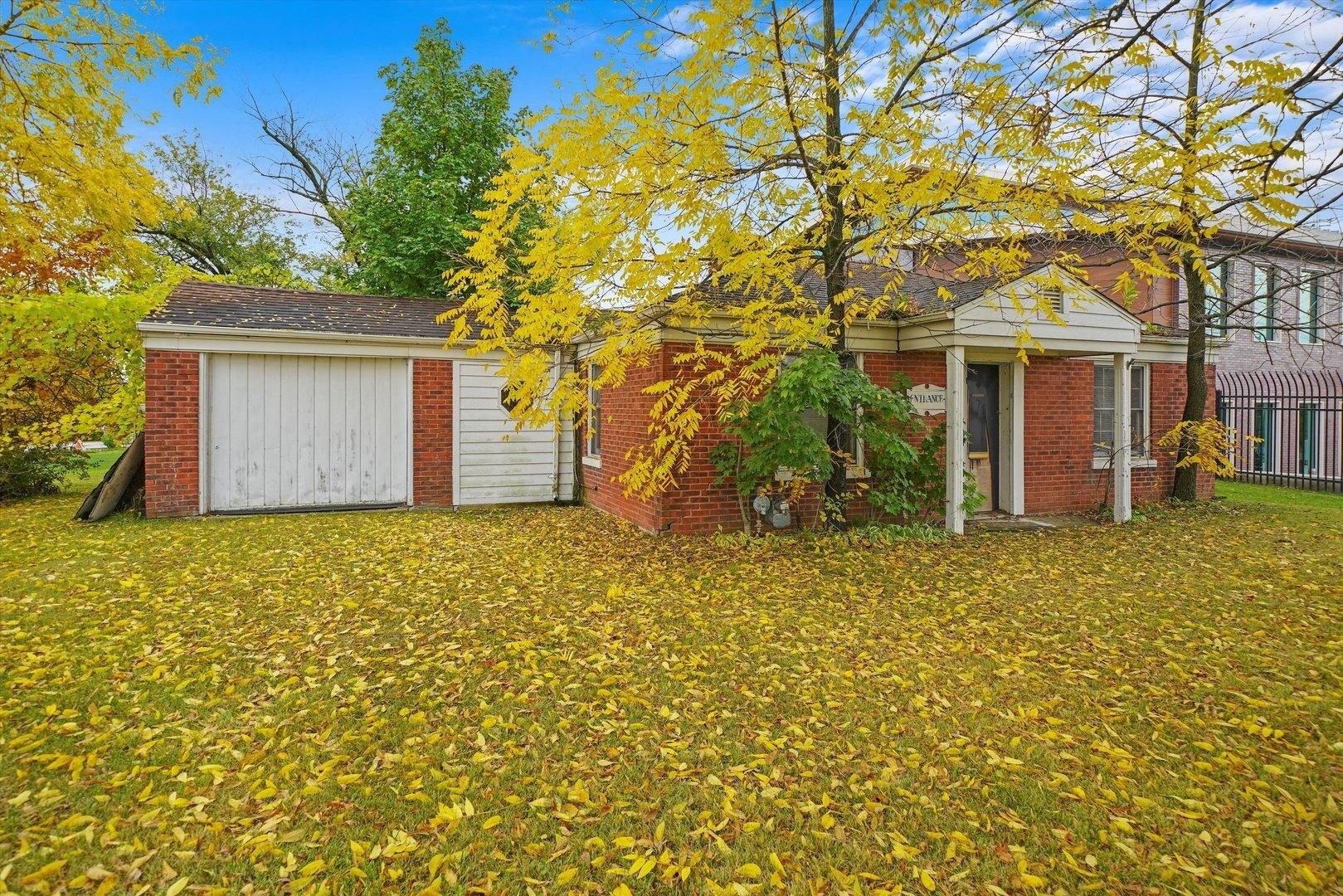 Property Image for 8901 W 95th Street