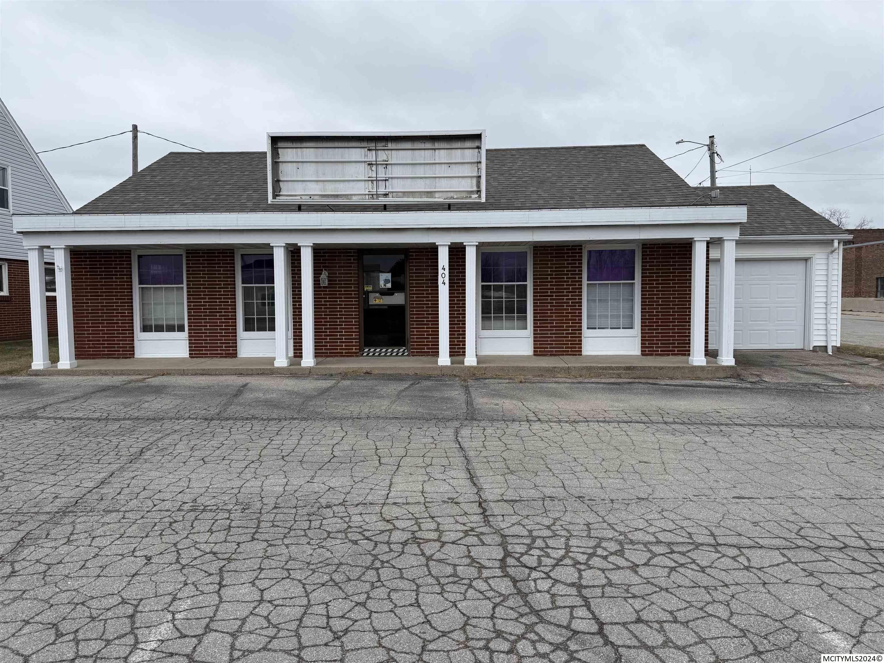 Property Image for 404 S Monroe