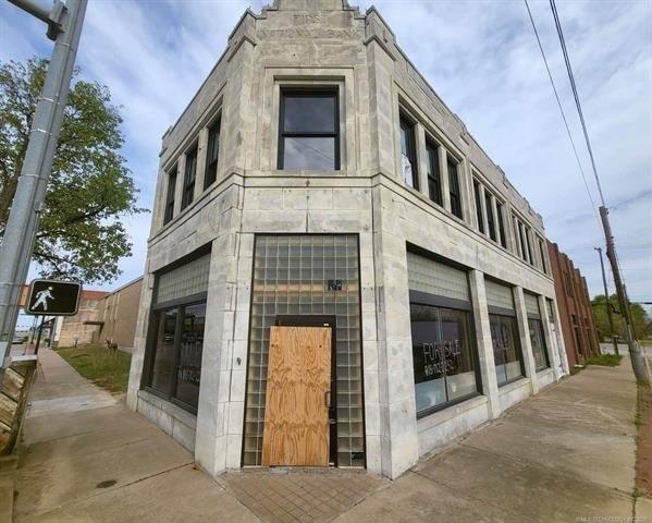 Property Image for 123 E Rogers Boulevard