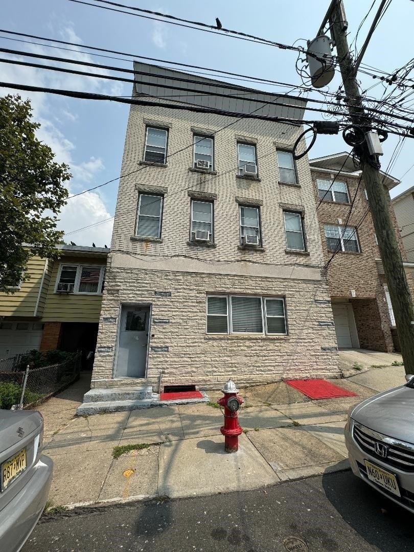 Property Image for 110 Mcadoo Ave