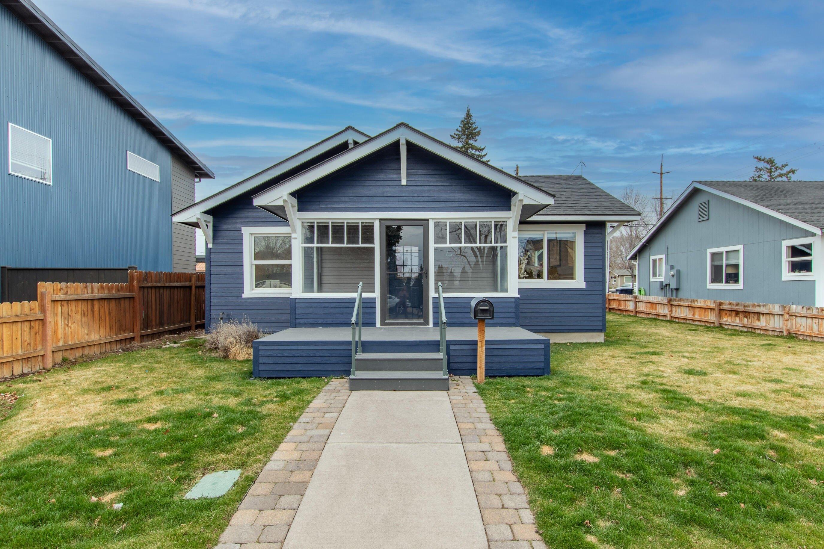 Property Image for 721 SW 10th Street