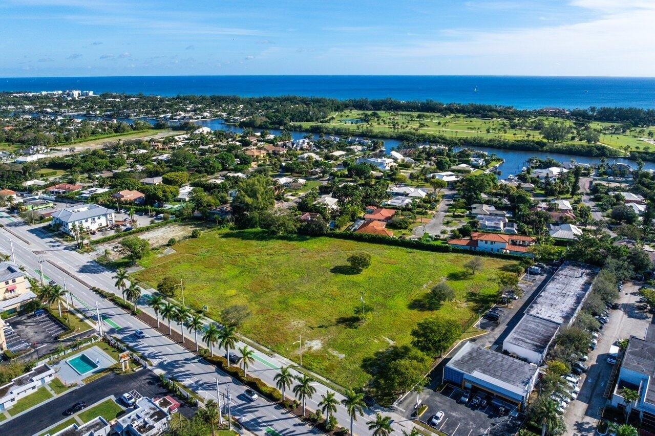 Property Image for 2419 N Federal Highway