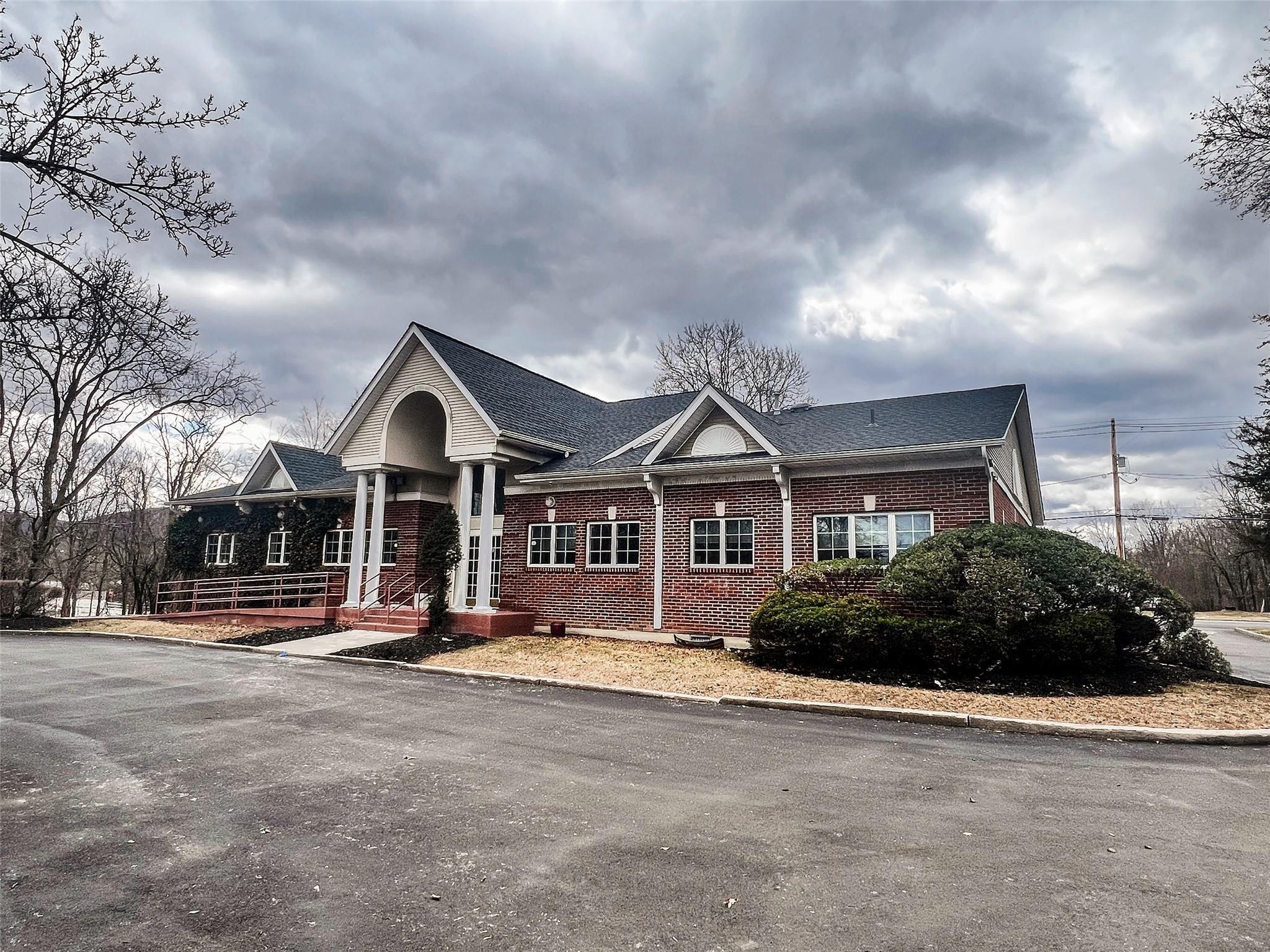 Property Image for 164 Willow Avenue