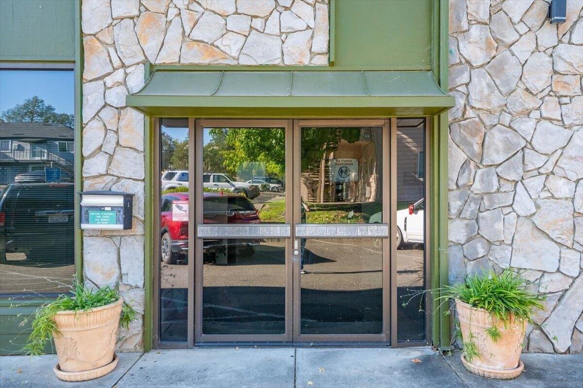 Property Image for 999 Mission De Oro Drive