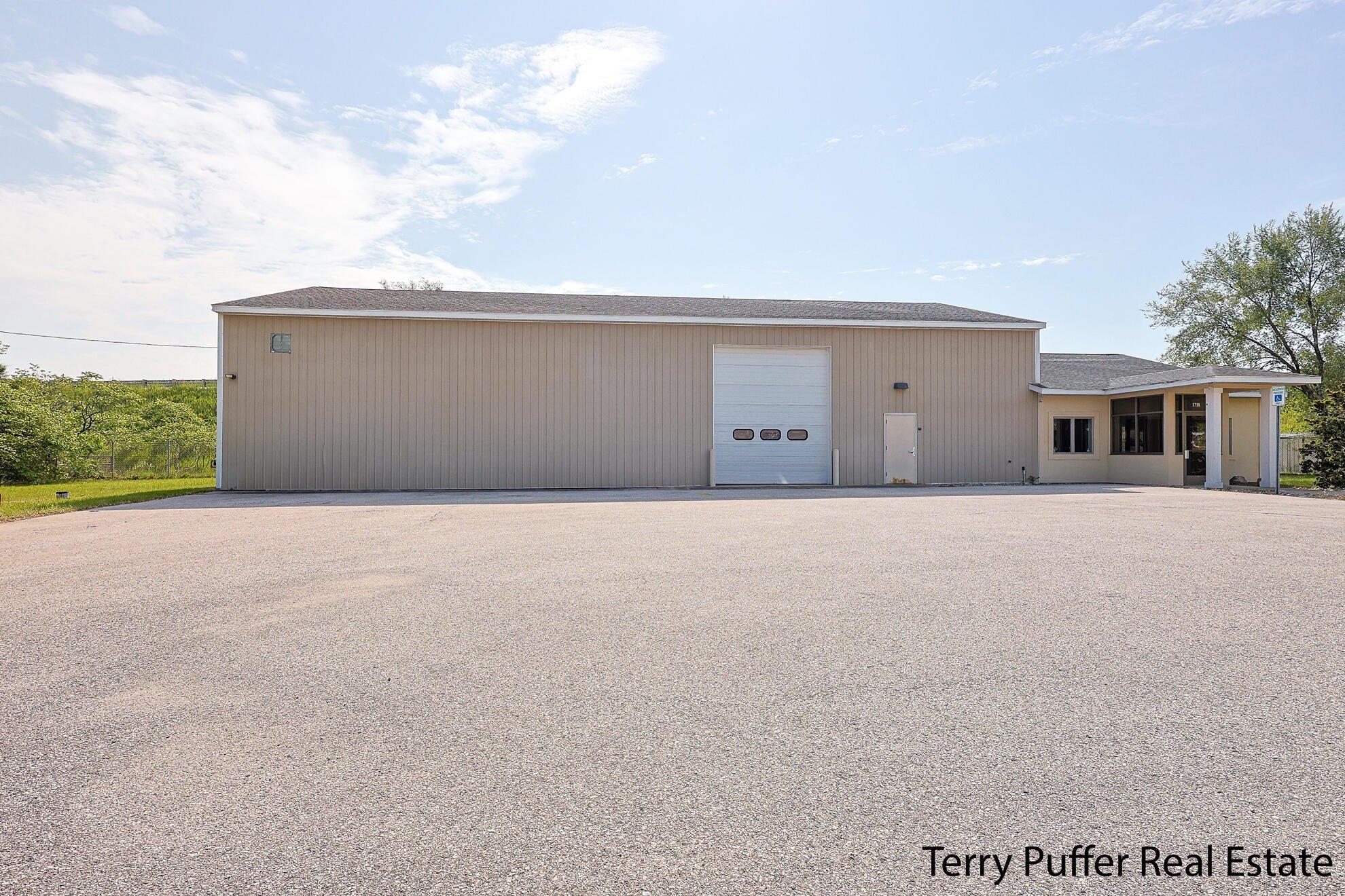 Property Image for 1718 Broadmoor Street