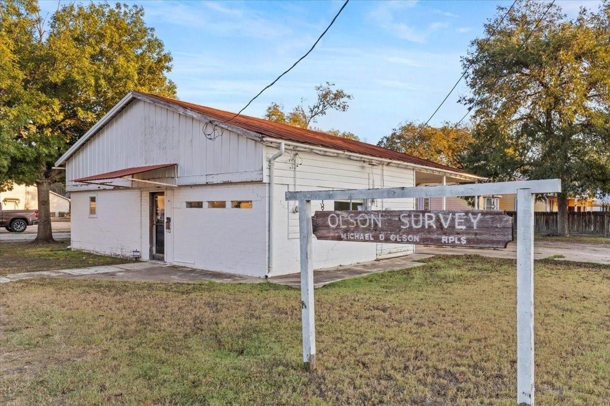 Property Image for 711 Water ST
