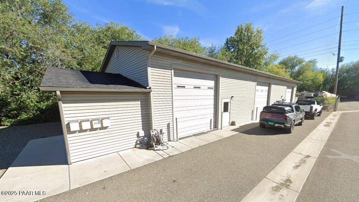 Property Image for 3035 Tarra Avenue