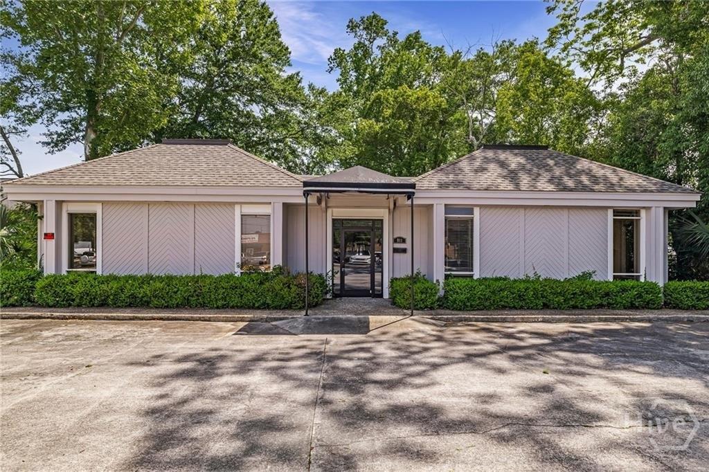 Property Image for 911 E 70th Street