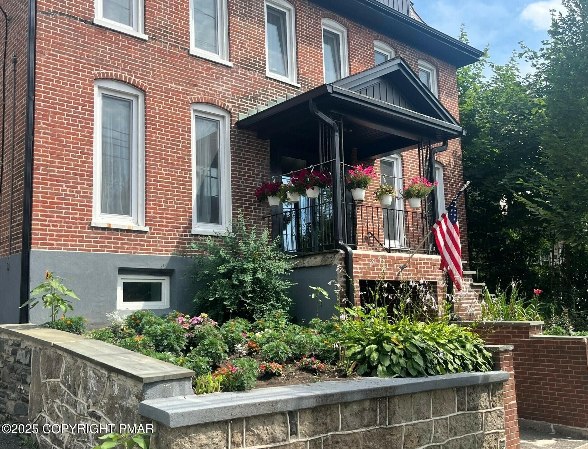 Property Image for 255 Washington Street