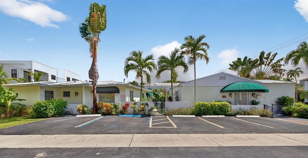Property Image for 1700 NE 5 St