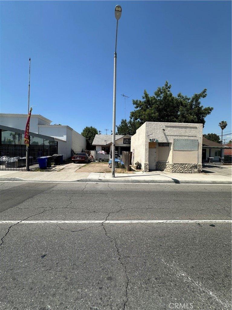 Property Image for 214 E Base Line Street