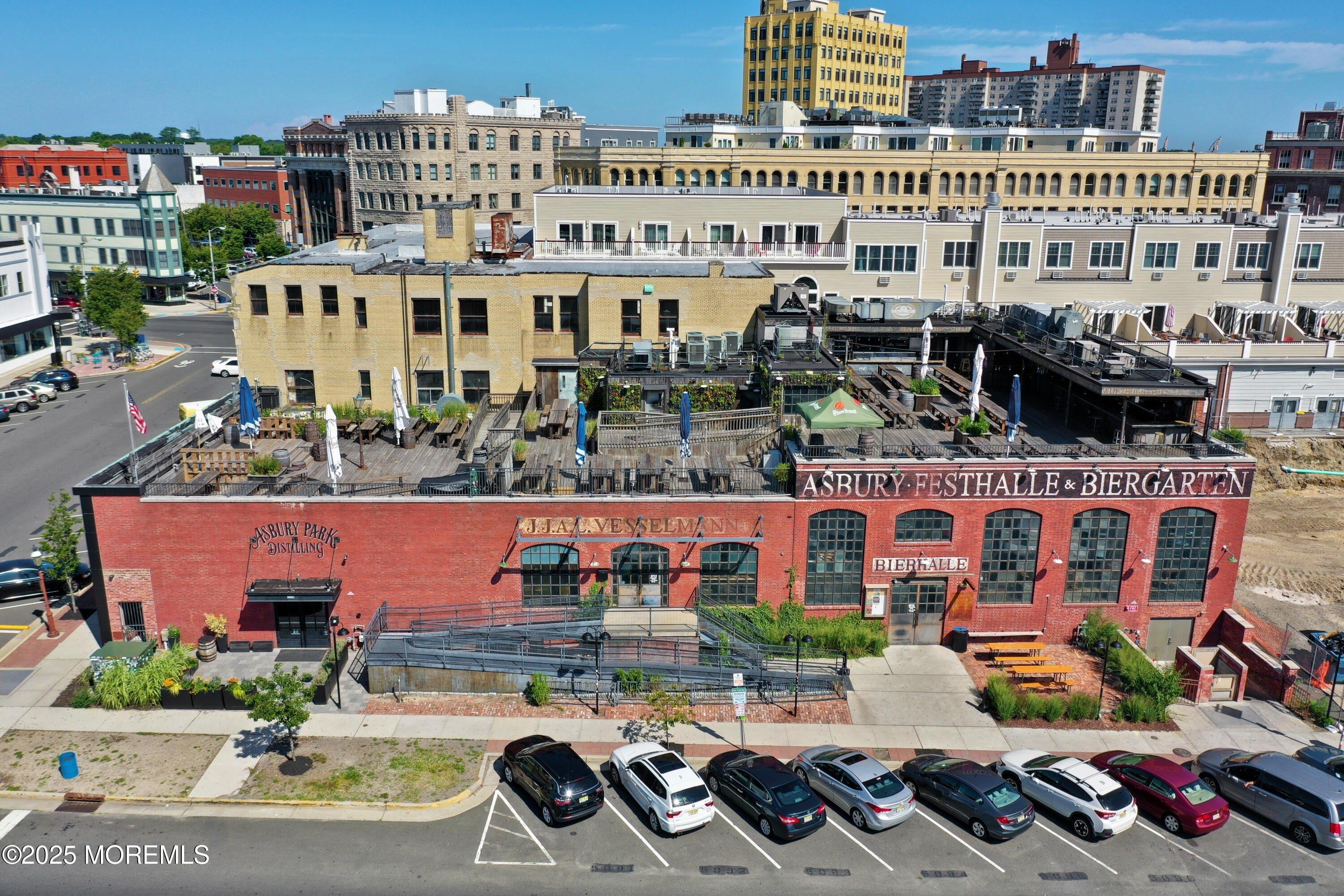 Property Image for 527 Lake Avenue