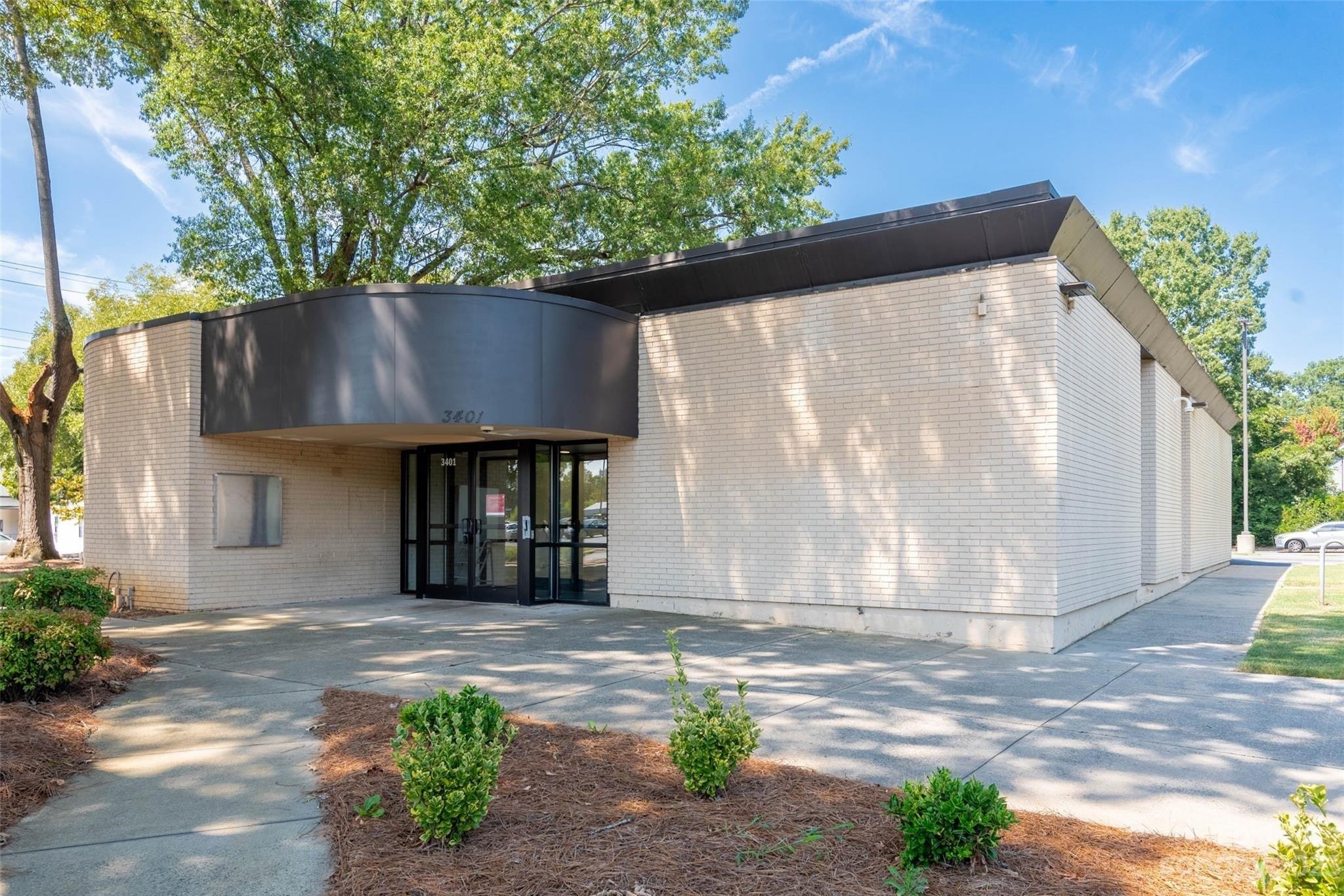 Property Image for 3401 The Plaza Road